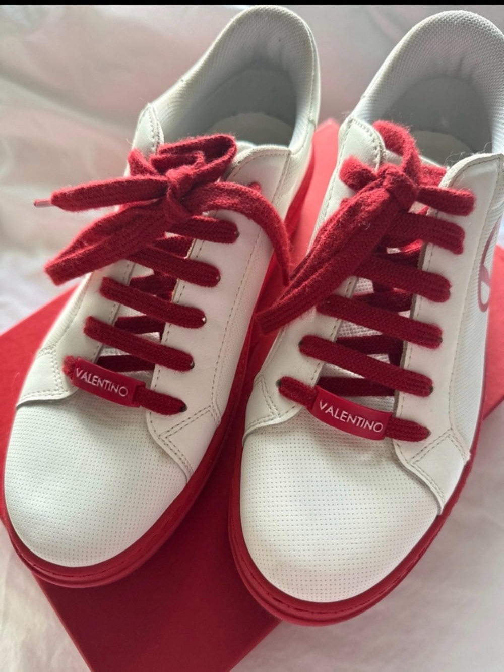 Valentino White and Red Low-Top Lace-Up Sneakers